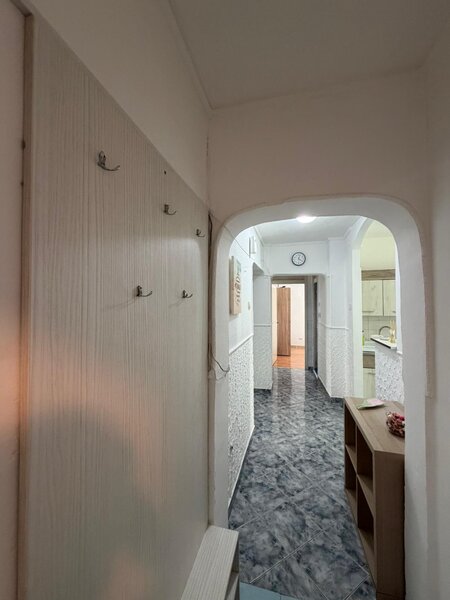 Calea Ferentari nr 20, bloc 126, sc 3, et 3, ap 81